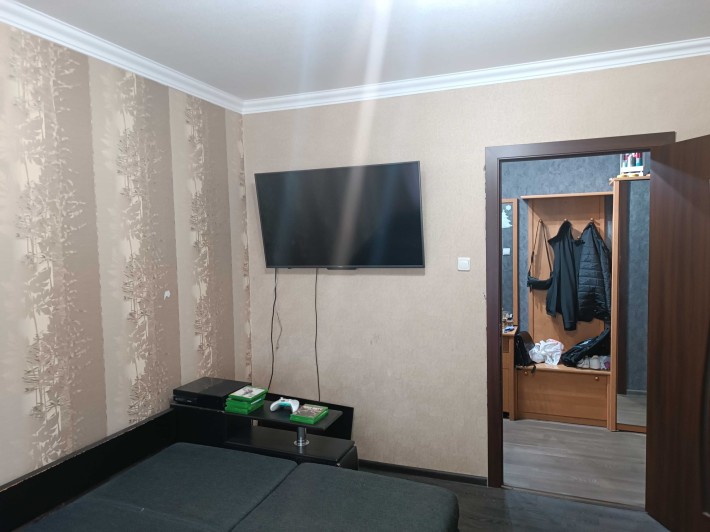 продам 2-кімнатну квартиру - фото 1