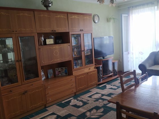 3-комнатная квартира в Песочине + гараж рядом с домом Пісочин