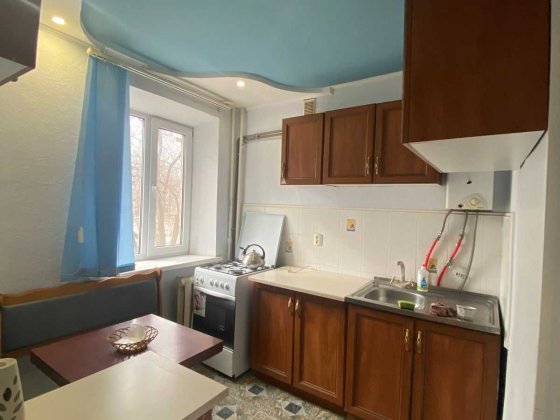 Продам 1-комнатную квартиру Центр Славянск