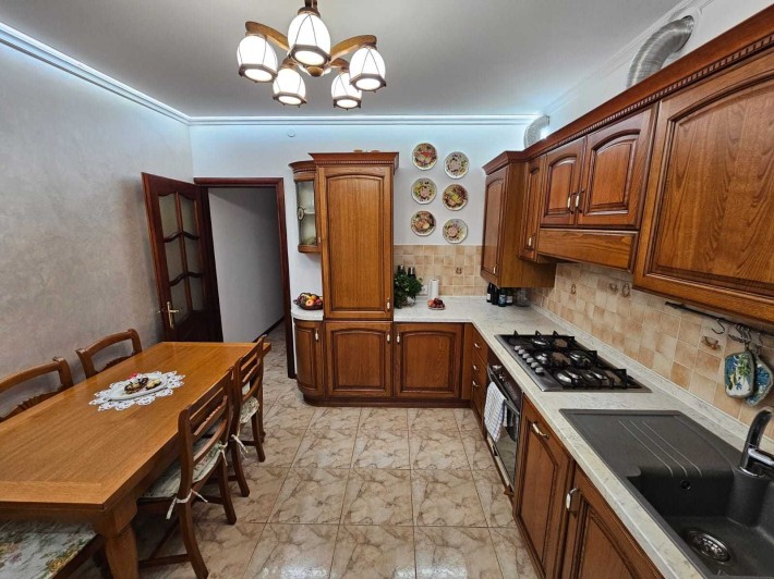 Продаж квартири Трускавець, 3-ох кімнатна - фото 1