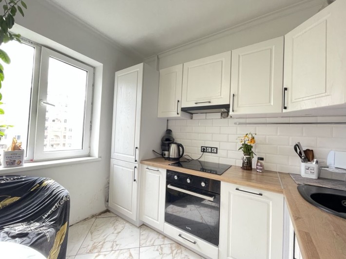 Продаж 2к квартири, м. Українка - фото 1