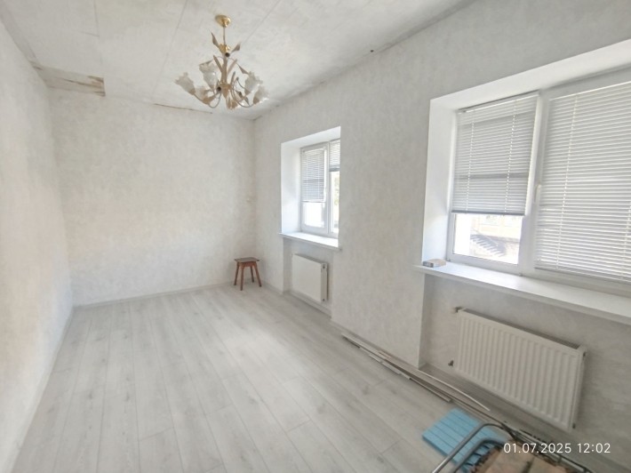 Продається 2х кімнатна квартира 38м².. 2поверх. Р-н Медучилища - фото 1