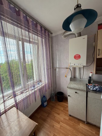 Продам 2-х кім квартиру центр - фото 1