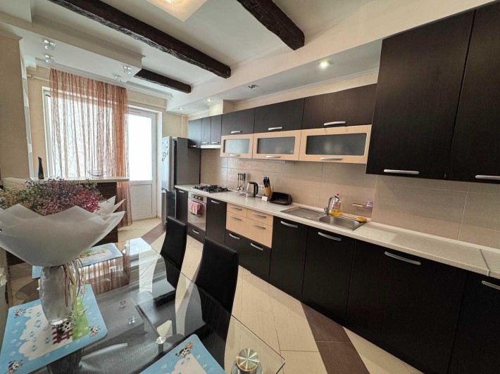 Продаж 3-х кімнатної квартири, новобуд, біля ринку, м. Трускавець! - фото 1