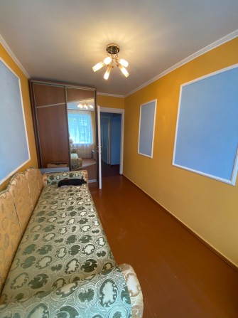 Продаж трикімнатної квартири - фото 1