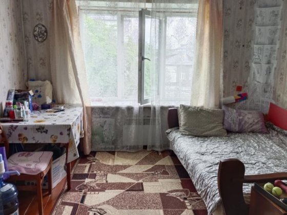 Продам квартиру в гуртожитку свій туалет , кухня Шептицький