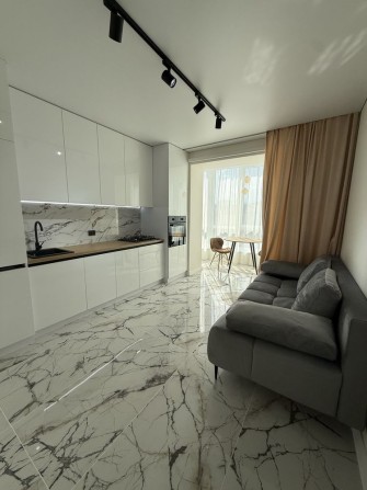 Продаж 1к квартири Озерна ЖК Lakeberry - фото 1