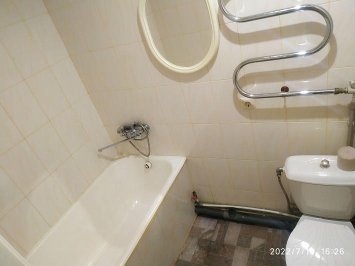 Продам 2 х комнатную квартиру - фото 1