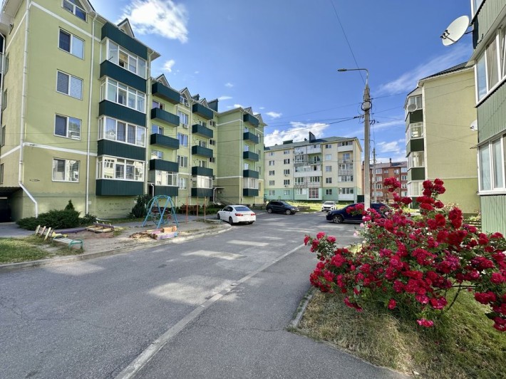 Продаж 2 кім. в будинку 2020 року - фото 1