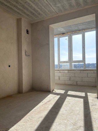 Продам 1к квартиру в новому будинку в місті! - фото 1