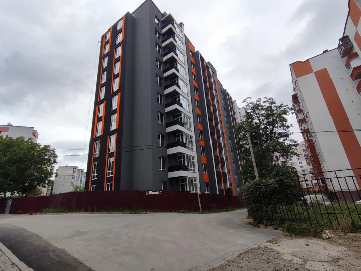 "Продаж 1к.кв. у Хмельницькому, 35м², 2/10" - фото 1