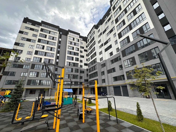 "Продаж квартири в Хмельницькому" - фото 1