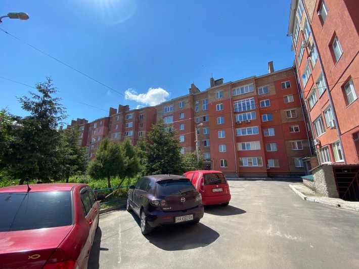 Продаж 3-кімн. квартири 153,2 м2 м.Хмельницький, вул.Народ.Волі 56500$ - фото 1