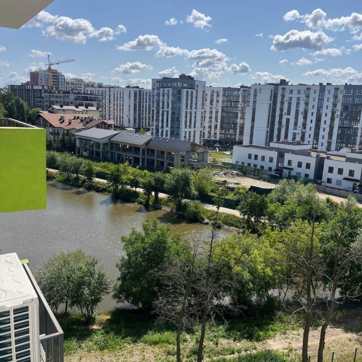 продаж 1-кім з ремонтом  з видом на Озеро. - фото 1