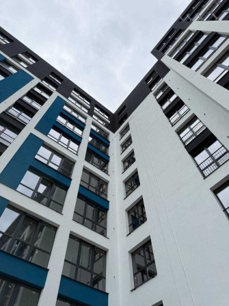Продаж 2 кім квартири в новобудові, поруч Парк та Озеро - фото 1