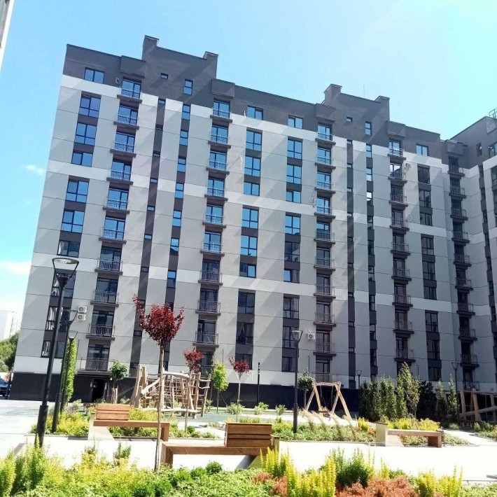 Продається 1 кім.квартира з частковим ремонтом . - фото 1