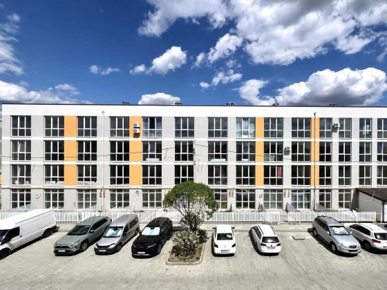 1-кімнатна квартира 43,7 м² з двориком 20,5 м² — закрита територія Святопетровское