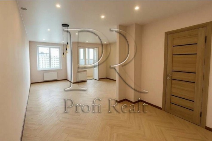 Продаж  квартири Одеський бульвар Теремки Чабани Новосілки - фото 1
