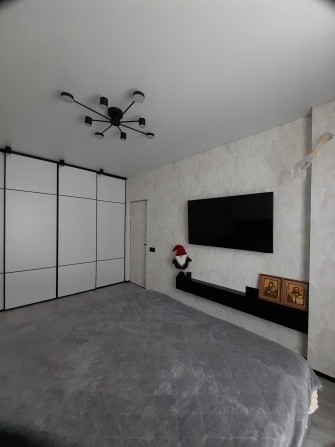 Без комісії, 1к квартира 40м², авторський дизайн, панорамні вікна - фото 1