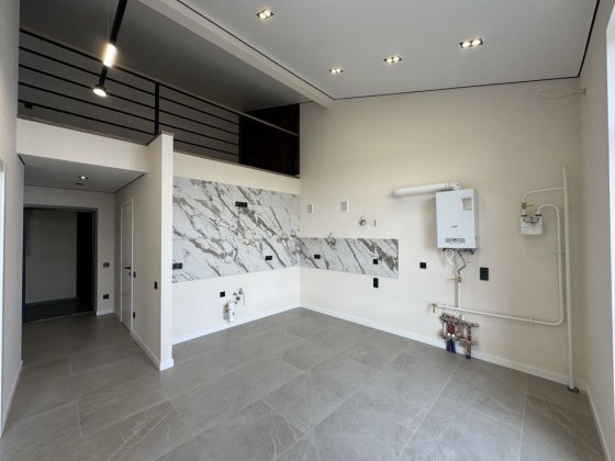 Продам 2к квартиру з ремонтом в ЖК Емоція без %, держ.програми Хотів