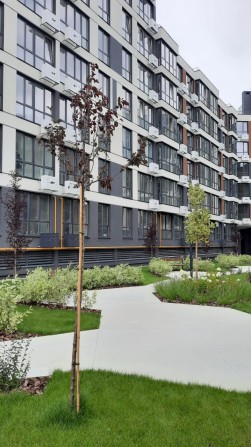 Продаж 1к квартири з видом на озеро - фото 1