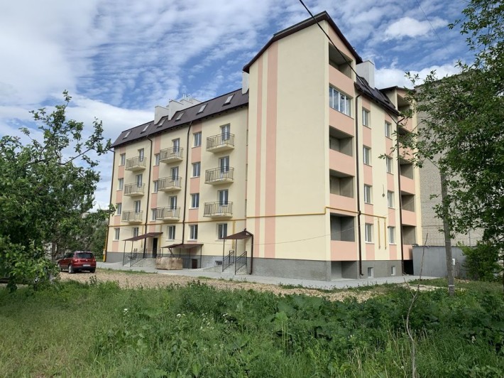 Новенька квартира з ремонтом 3к - фото 1