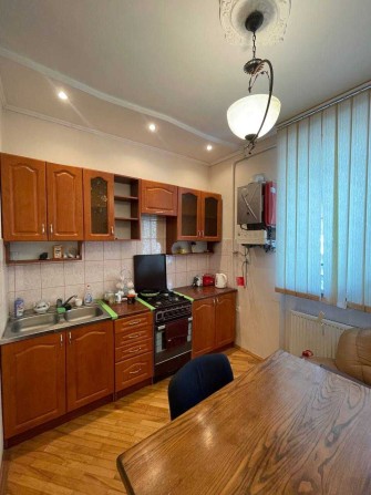 Продаж 3х кімн квартири в Пустомитах - фото 1