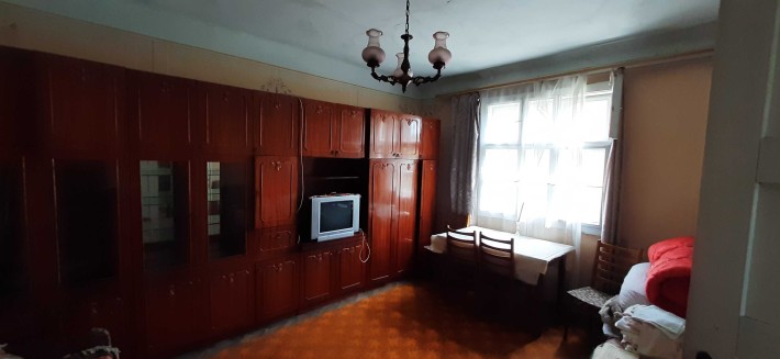 Продаж 2-х кімн. кв-ри в смт. Зимна Вода. - фото 1