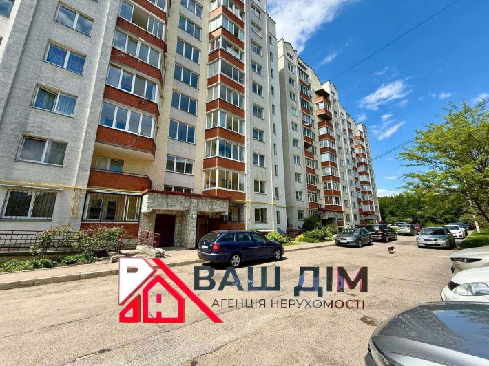 Продаж 2 кімнатної квартири 67 м.кв. - фото 1
