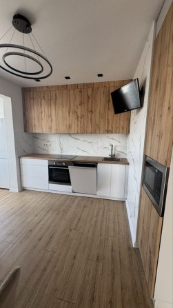 Продам 2-комн. квартиру с ремонтом в 57 Жемчужине на Таирова - фото 1