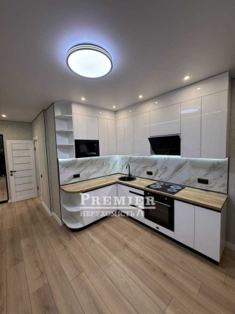 2 комнатная квартира 60 м2 с Ремонтом ЖК 53 Жемчужина - фото 1