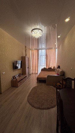 Продам двокімнатну квартиру на Сахарова, з видом на море - фото 1
