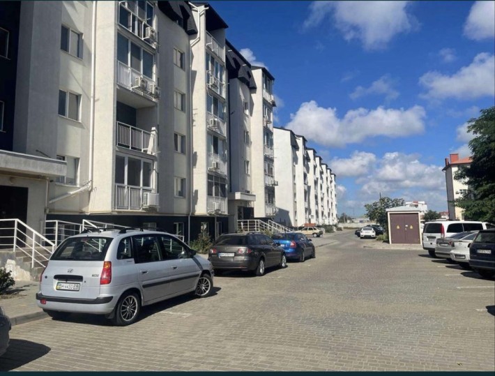 Продается квартира в Молодежное - фото 1