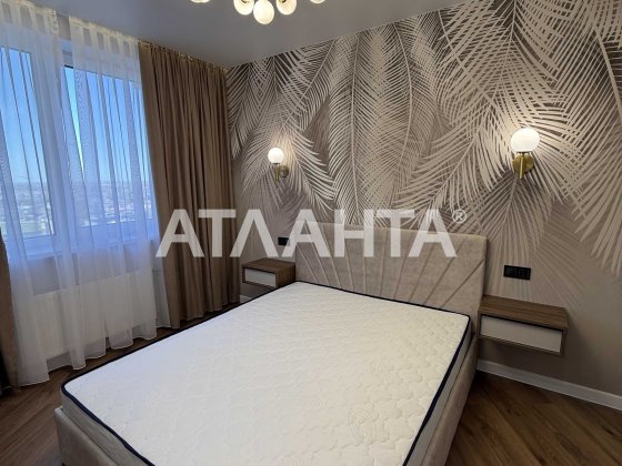 2-кім квартира з новим ремонтом в  ЖК "49 Перлина" Лиманка