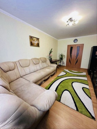 Продам 3-х кімнатну квартиру - фото 1