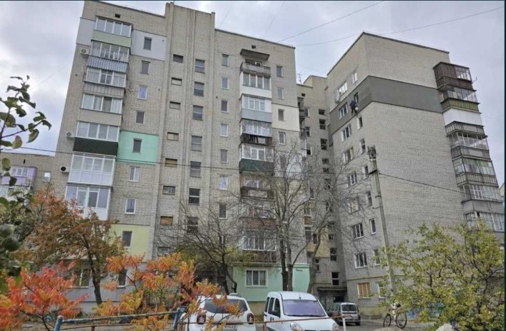 Продам 3 кімнатну квартиру покращенного планування в центрі - фото 1