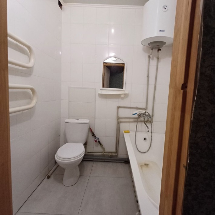 Продаж 1 кімнатної квартири на першому поверсі,"під ремонт".Сахзавод - фото 1