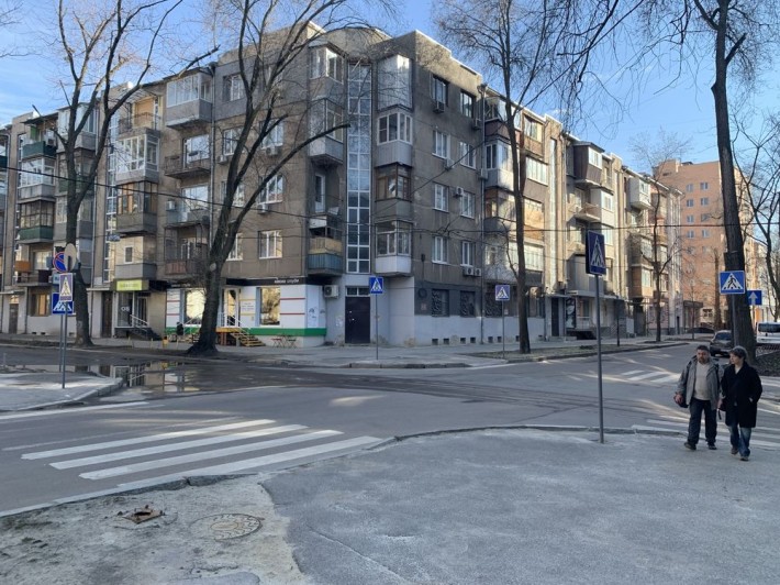 Продам 3-х из.кв. в Центре перекресток Чернышевского и Маяковского - фото 1