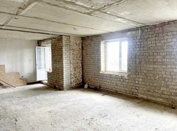 Продам 4-кімнатну квартиру в Малій Данилівці - фото 1