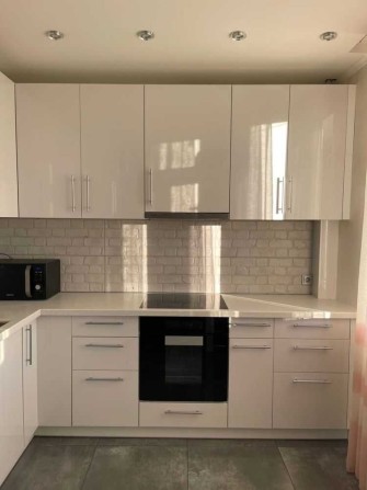 ЗН Продаж 1.5 квартири Озерна SOVA ID:36578 - фото 1