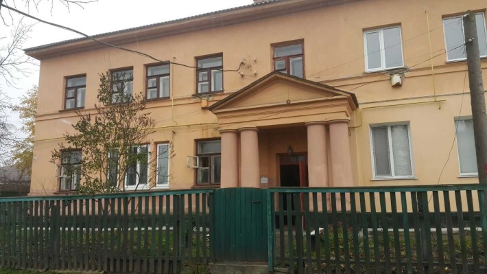 Продажа трех-комнатной квартиры в г.Золотоноша Черкасской области - фото 1