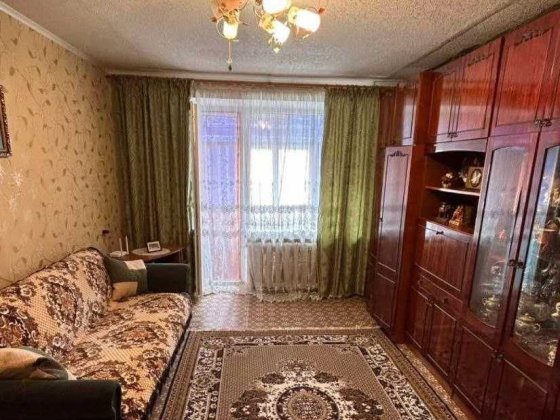 Продам  2-х кімнатну квартиру в центрі міста Мена Мена