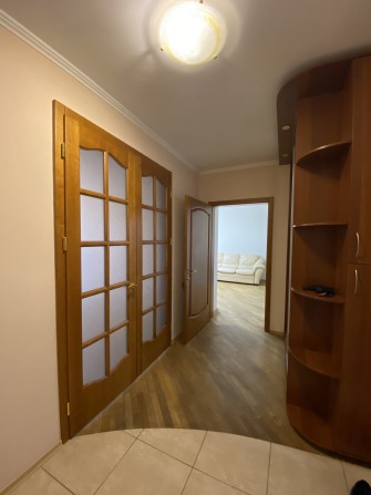 БЕЗ% Продаж 2-кімнатної квартири 79 м2 вул. Срібнокільська 24, м. Осокорки, Київ - фото 1