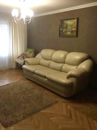Продам 3-кімнатну квартиру Святошинський район, масив Новобіличі, вул. Олега Мудрака (раніше — Генер - фото 1