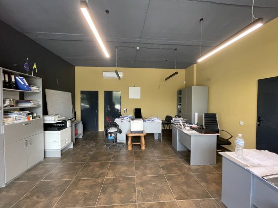 Оренда фасадного приміщення по вул Потебні