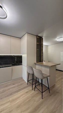 Продаж шикарної 1.5 кімнатної квартири в ЖК Фемілі Плаза - фото 1