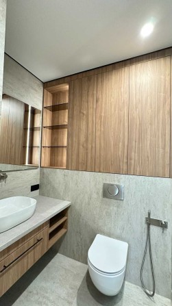 Продаж 2к квартири з дизайнерським ремонтом,ХІТ ПРОДАЖУ - фото 1