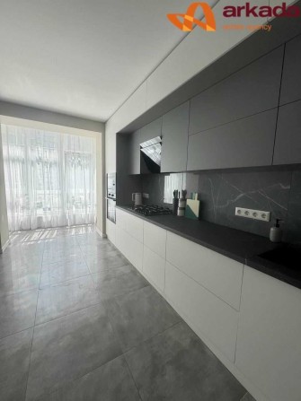 Продається 3-кімнатна квартира з ремонтом | 91,4 м² | в тихому центрі. - фото 1