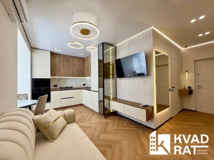 Затишна повністю укомплектована 1кім +кухня студія в центрі - фото 1