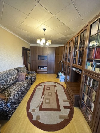Продаж 2-х кімнатної квартири по вул. Незалежності 30 - фото 1